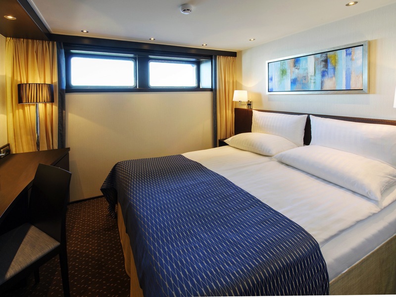 Avalon Deluxe Stateroom